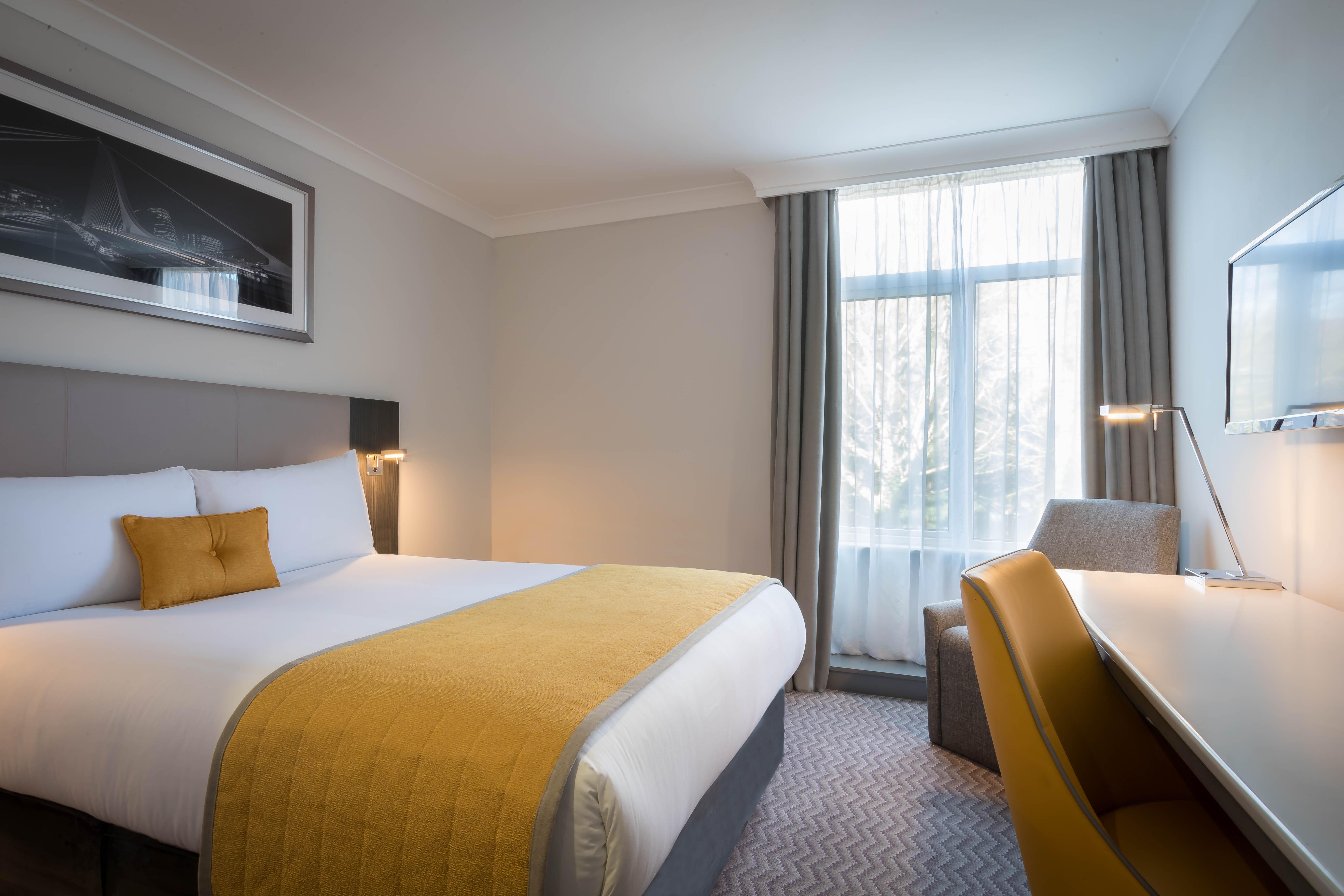 Maldron Hotel Тала Экстерьер фото