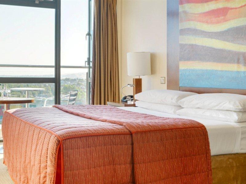 Maldron Hotel Тала Экстерьер фото
